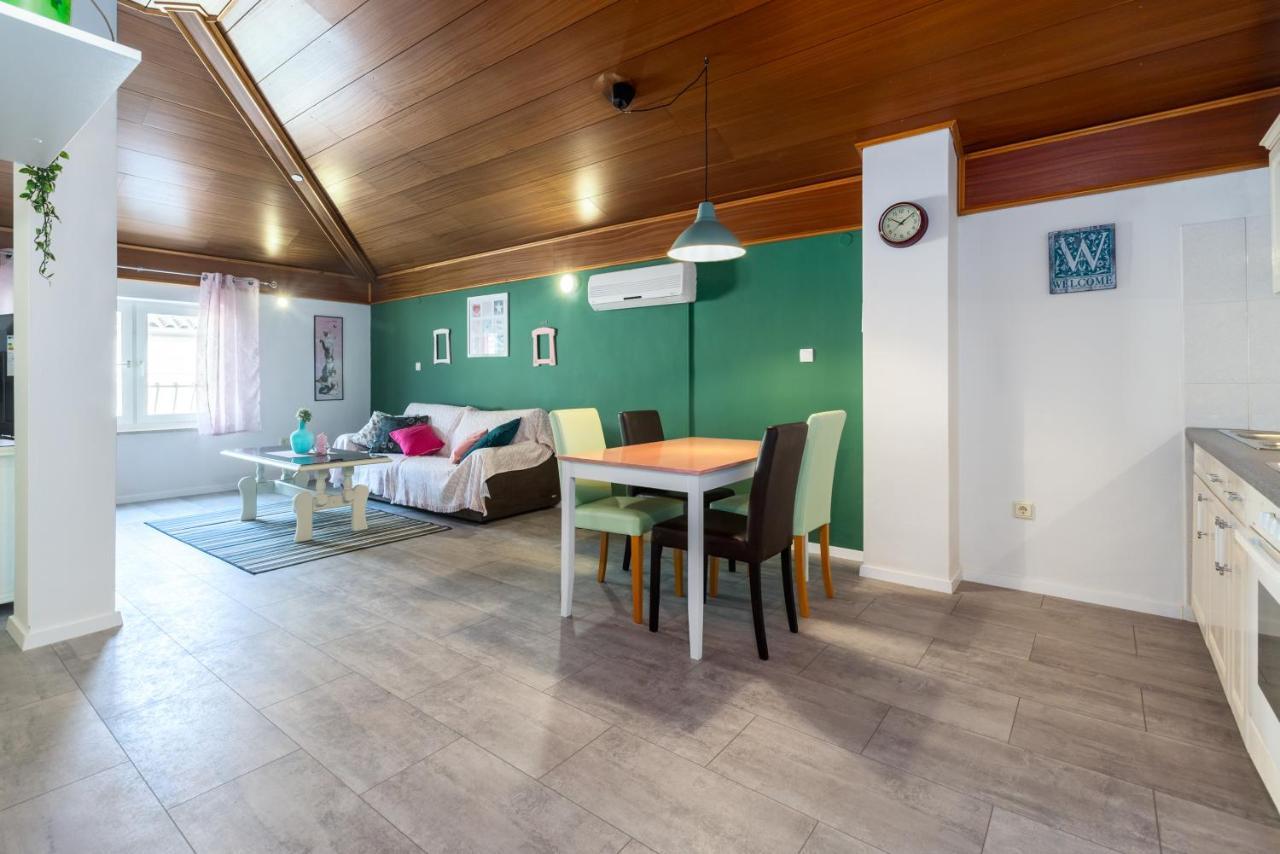 Lara Deluxe Superior 5 Star Apartment, Your Piece Of Heaven By The Sea & Park Novigrad Istria المظهر الخارجي الصورة