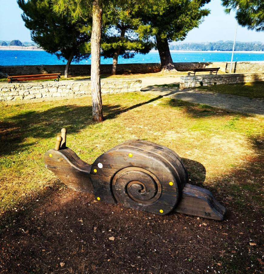Lara Deluxe Superior 5 Star Apartment, Your Piece Of Heaven By The Sea & Park Novigrad Istria المظهر الخارجي الصورة